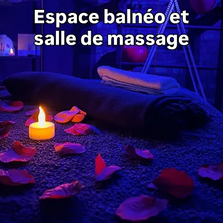 L'alcove Clisson-love Room- Romantique-spa *